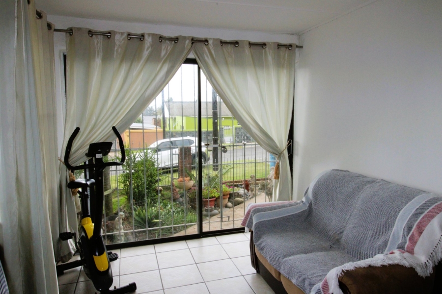 5 Bedroom Property for Sale in Greenfields Eastern Cape